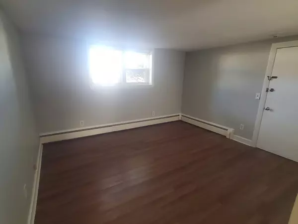 Quincy, MA 02169,433A Sea Street #2