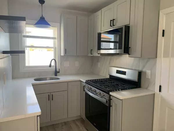 Fall River, MA 02721,172 Nashua St. #2