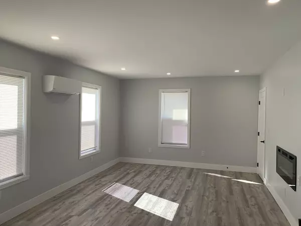 Fall River, MA 02721,172 Nashua St. #2