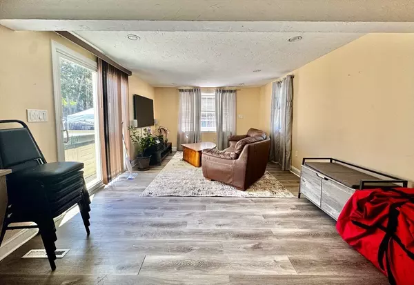 Plymouth, MA 02360,6 Squire Way