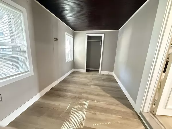 Springfield, MA 01109,111 Marlborough St