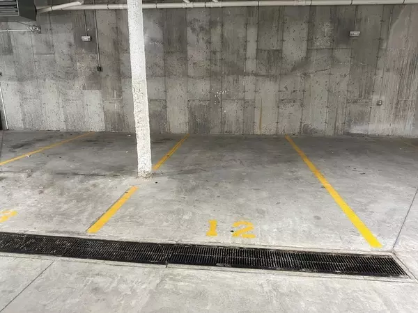 Boston, MA 02124,40 Westmoreland St #5