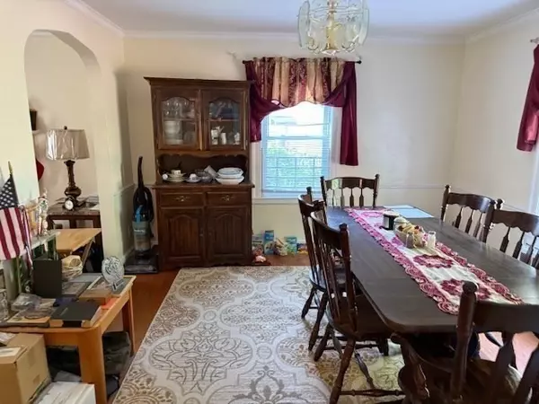 Worcester, MA 01602,32 Zenith Dr