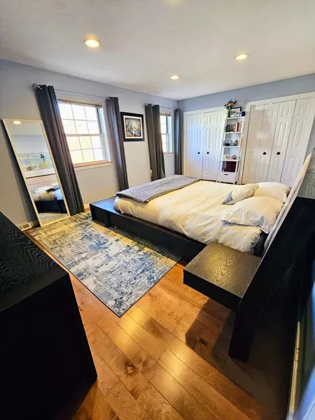 15 Manning Rd #4, Waltham, MA 02452