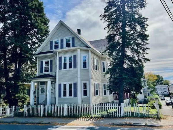 195 - 197 Moore Street, Lowell, MA 01852