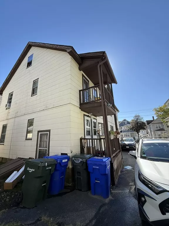 Springfield, MA 01108,82-84 Maryland St