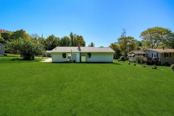 Spencer, MA 01562,10 Sunset Ln