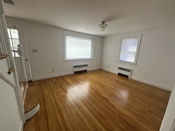 Newton, MA 02458,206 Adams St #206