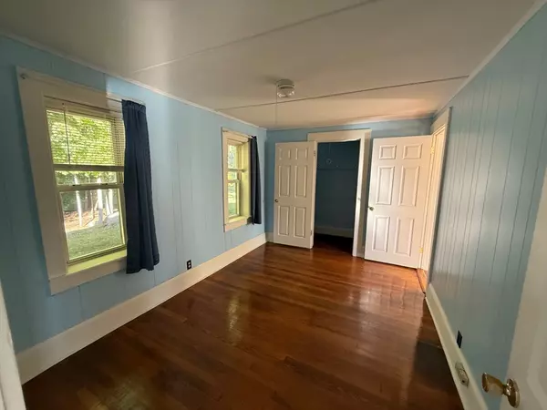 Holden, MA 01522,1664 Main Street #1st flr