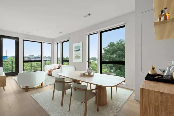 Boston, MA 02127,45 W 3rd St. #428