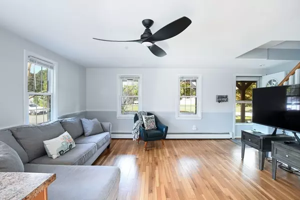 Falmouth, MA 02536,46 Alderberry Ln