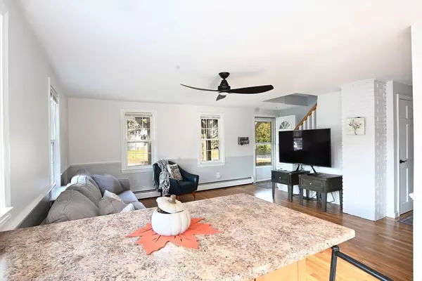 Falmouth, MA 02536,46 Alderberry Ln