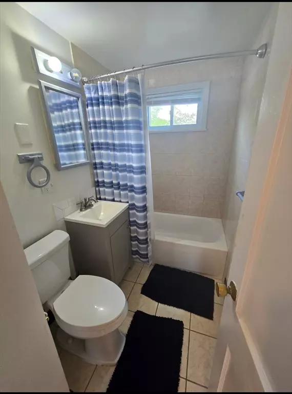 Boston, MA 02136,148 Glenwood Ave #2
