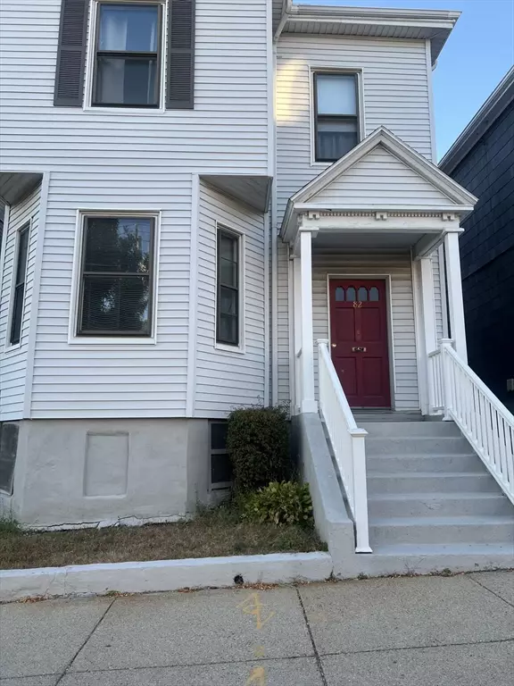 Boston, MA 02128,82 Horace St