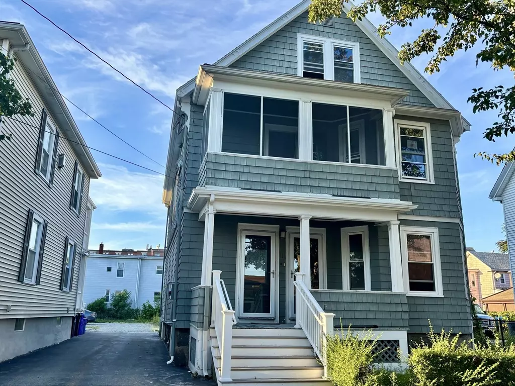 Malden, MA 02148,111-111A Adams St #2