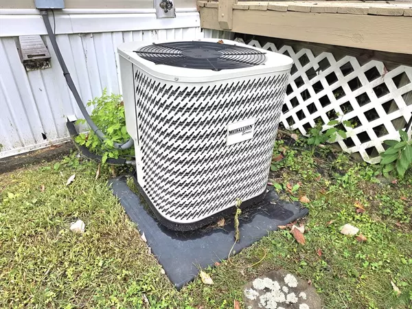 Monson, MA 01057,268 Palmer Rd #27