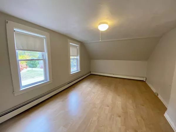 Ashland, MA 01721,70 Higley Road #2