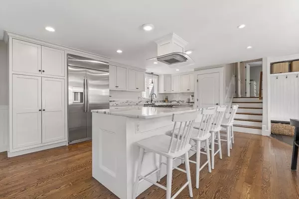 Burlington, MA 01803,11 Crowley Rd