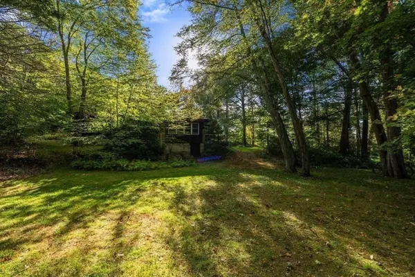 Manchester, MA 01944,6 Highland Avenue