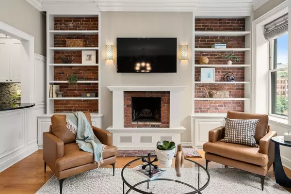 Boston, MA 02116,82 Berkeley Street #5