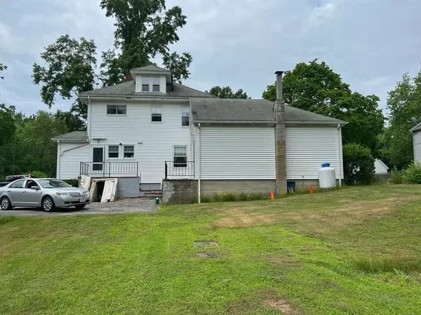 Rockland, MA 02370,49 Liberty St