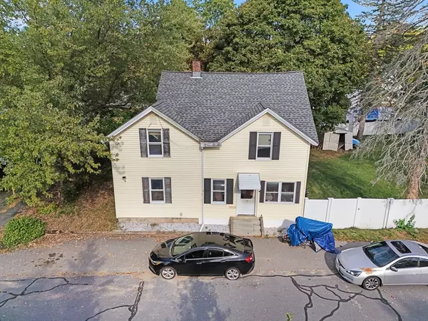20 Pleasantview Ave, Fitchburg, MA 01420