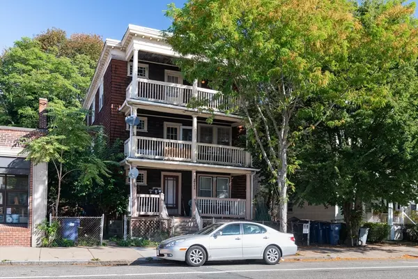 311 Belgrade Ave, Boston, MA 02131