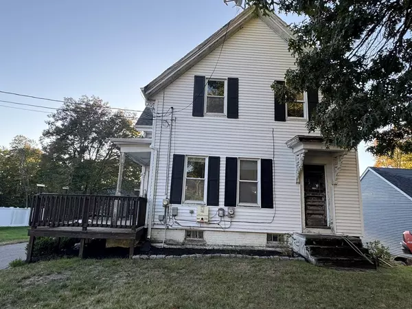 22 Blossom St, Brockton, MA 02302
