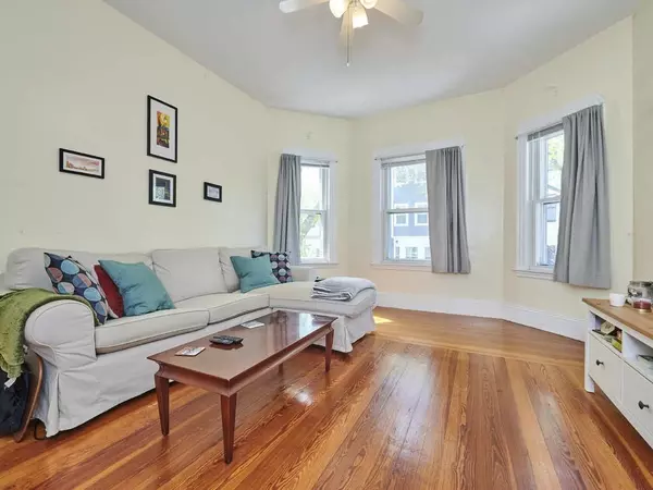48 Wordsworth St #2, Boston, MA 02128