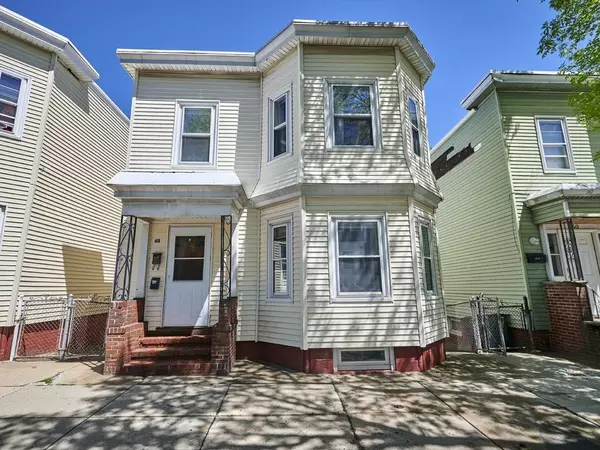 48 Wordsworth St #2, Boston, MA 02128