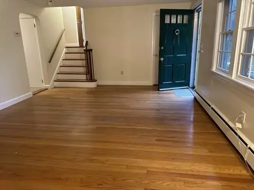 Stoneham, MA 02180,72 Fellsview Rd #72