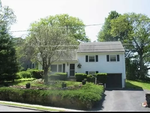 72 Fellsview Rd #72, Stoneham, MA 02180