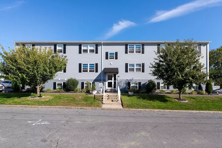 120 Fifteenth St. #5, Fall River, MA 02723