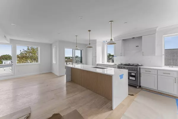 Somerville, MA 02145,595 Broadway #202