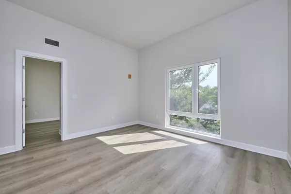 Revere, MA 02151,133 Salem St #412