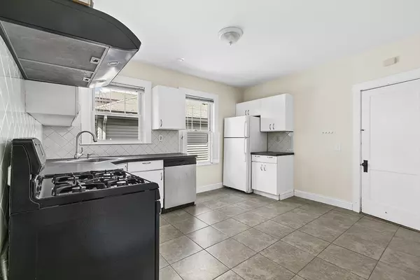 Medford, MA 02155,723 Fellsway #2