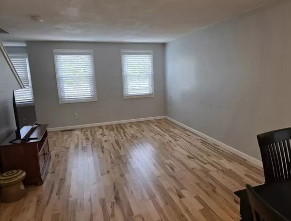 55 N Main St #2, Belchertown, MA 01007