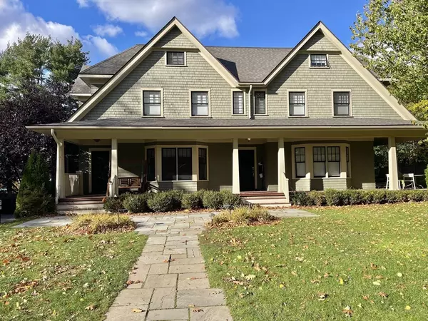 237 Walnut St #237, Brookline, MA 02445