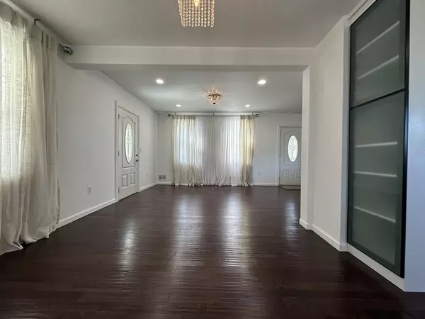 Agawam, MA 01001,712 Cooper Street