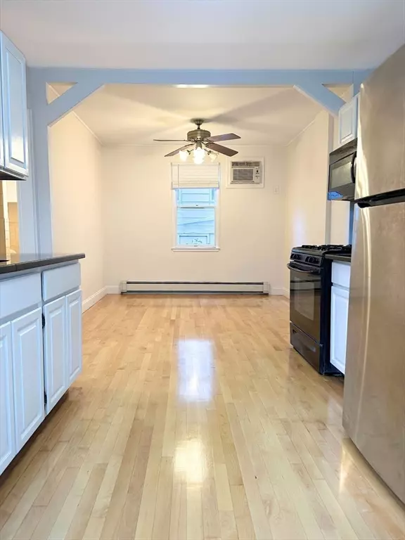 Somerville, MA 02145,36 Florence St #1