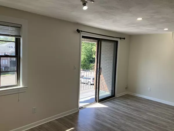 Canton, MA 02021,360 Neponset St. #605