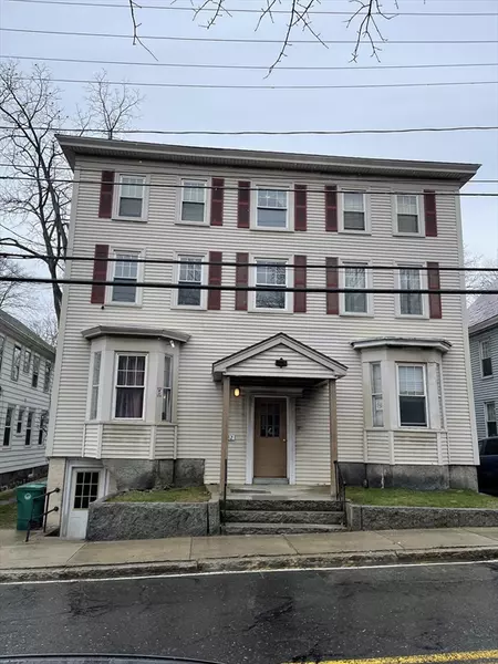 32 Mechanic St #2L, Fitchburg, MA 01420
