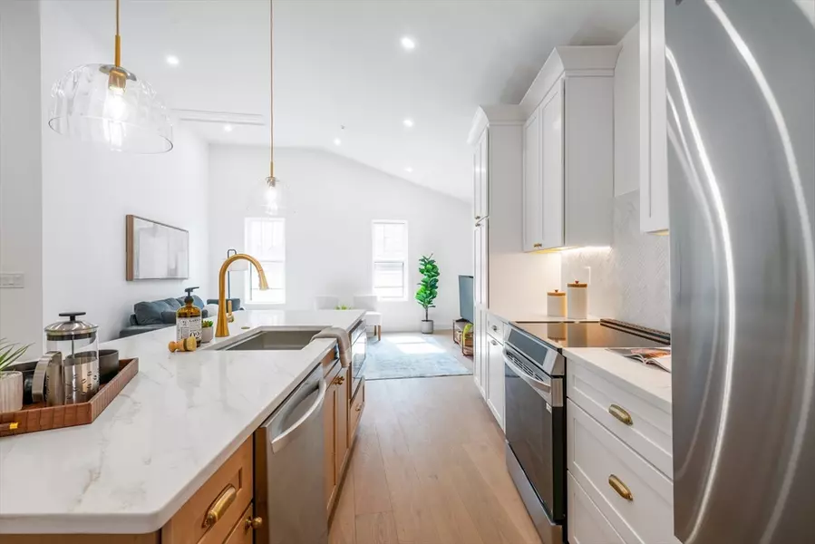 10 Rockland St. #2, Boston, MA 02119