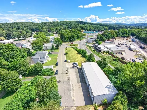 Palmer, MA 01069,4 Shearer Street