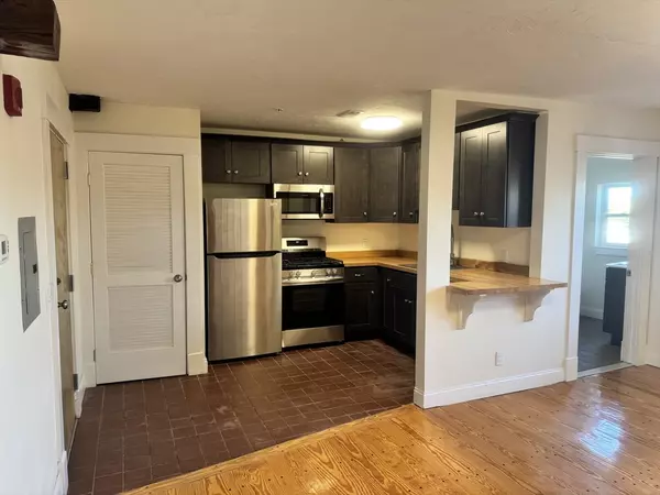 Southbridge, MA 01550,300 Main Street #6
