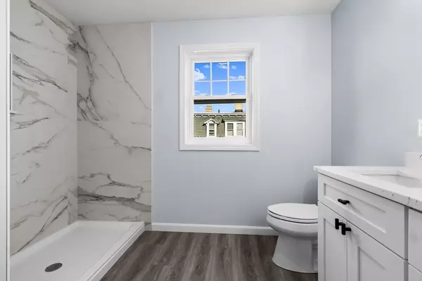 Fall River, MA 02720,206 Durfee St. #1A