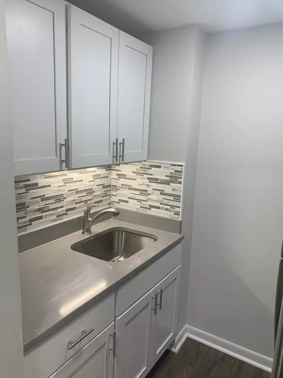 215 Fort Pleasant Ave #1, Springfield, MA 01108