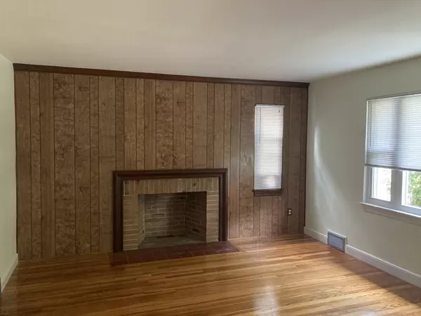 Waltham, MA 02451,15 Willard Street