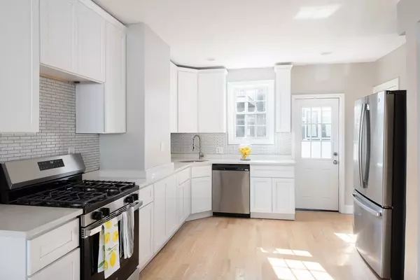 Boston, MA 02127,87 Baxter St #SF
