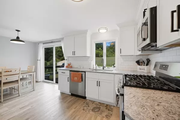 Ludlow, MA 01056,147 Kendall St